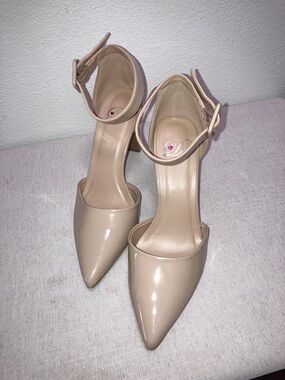 Nude Closed Toe Pointed Heels 7